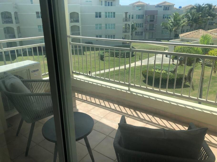 Haudimar Ph Beachfront Apt 4Br/3Bath 이사벨라 외부 사진